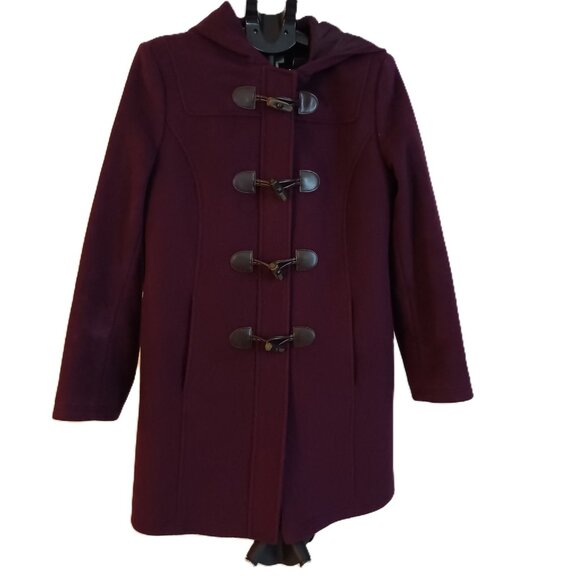 L.L. Bean Women’s Classic Lambswool Duffel Coat Maroon Size 10 Item 284397 EUC - Picture 2 of 16